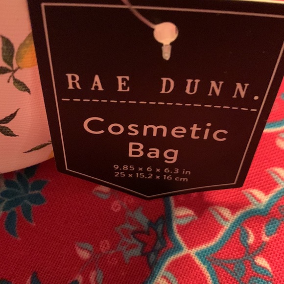 NWT Rae Dunn Refresh Lemons 🍋 Black/Ivory Cosmetic Bag. - Picture 8 of 9